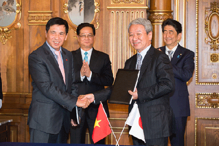 Thủ tướng Chính phủ hai nước chứng kiến lễ ký kết vay vốn ODA.
